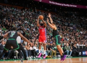 开云体育中国官网-关于掘金碾压雄鹿B队，汉密尔顿统治全场的信息