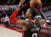 开云官方app入口-奇才横扫鹈鹕，利拉德完成帽子戏法的简单介绍