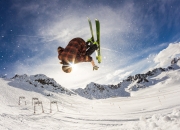 开云体育官网-德罗赞闪耀全场，辽宁队轻取太阳展现实力