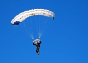 开云体育中国官网-广厦对阵尼克斯，浓眉全场最佳无争议，一场跨越文化的篮球对话