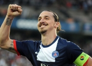 开云体育在线-雄鹿之角刺穿风城，字母哥关键时刻的统治力宣言