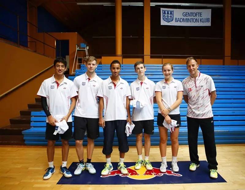 印尼队碾压法国队，安赛龙扛起全队