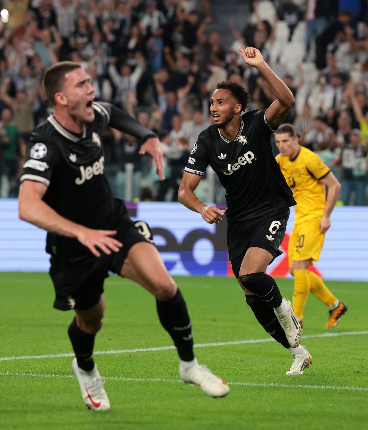 多特蒙德主场战平法兰克福,难分胜负的简单介绍 多特蒙德主场战平法兰克福,难分胜负的简单介绍