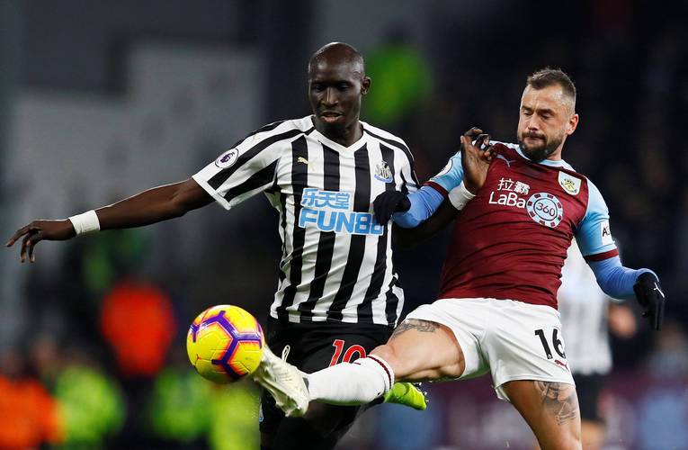 热刺客场不敌对手,欧冠资格受到威胁 热刺客场不敌对手,欧冠资格受到威胁