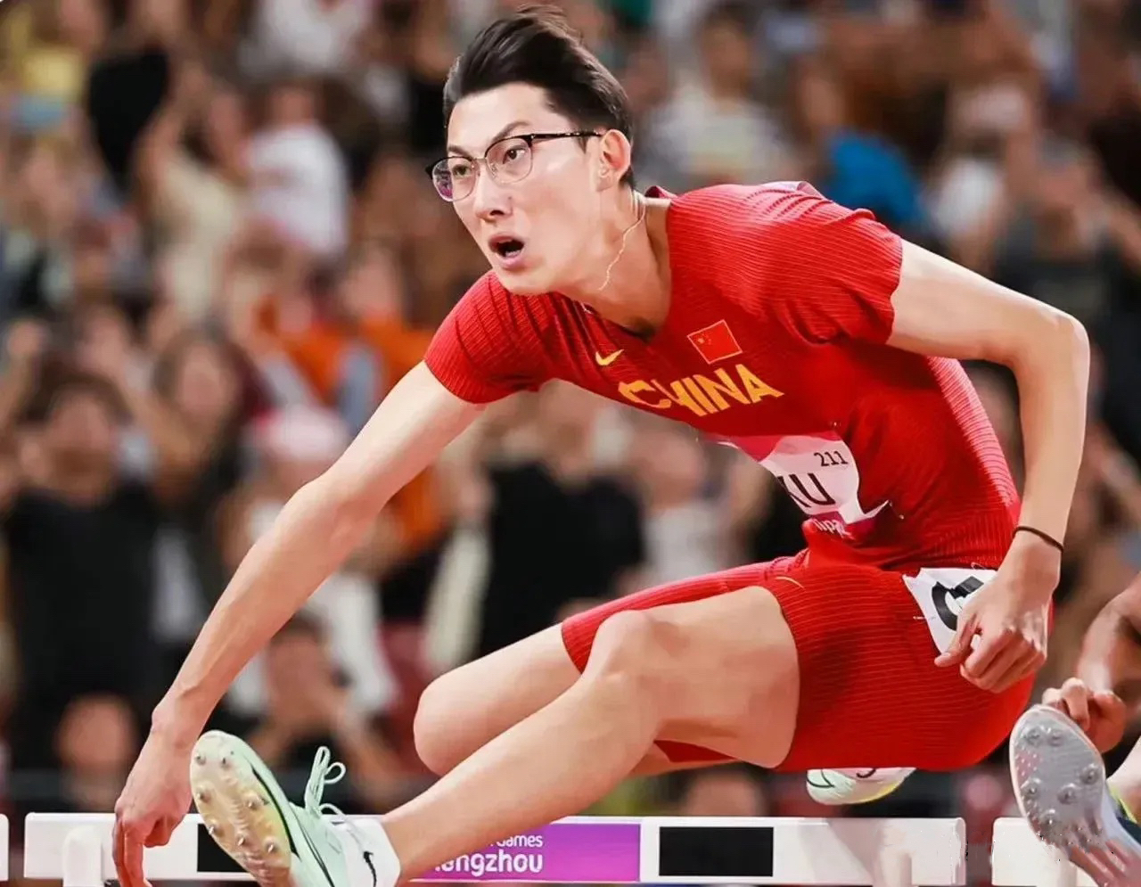 摩洛哥田径选手勇夺跳远冠军！的简单介绍