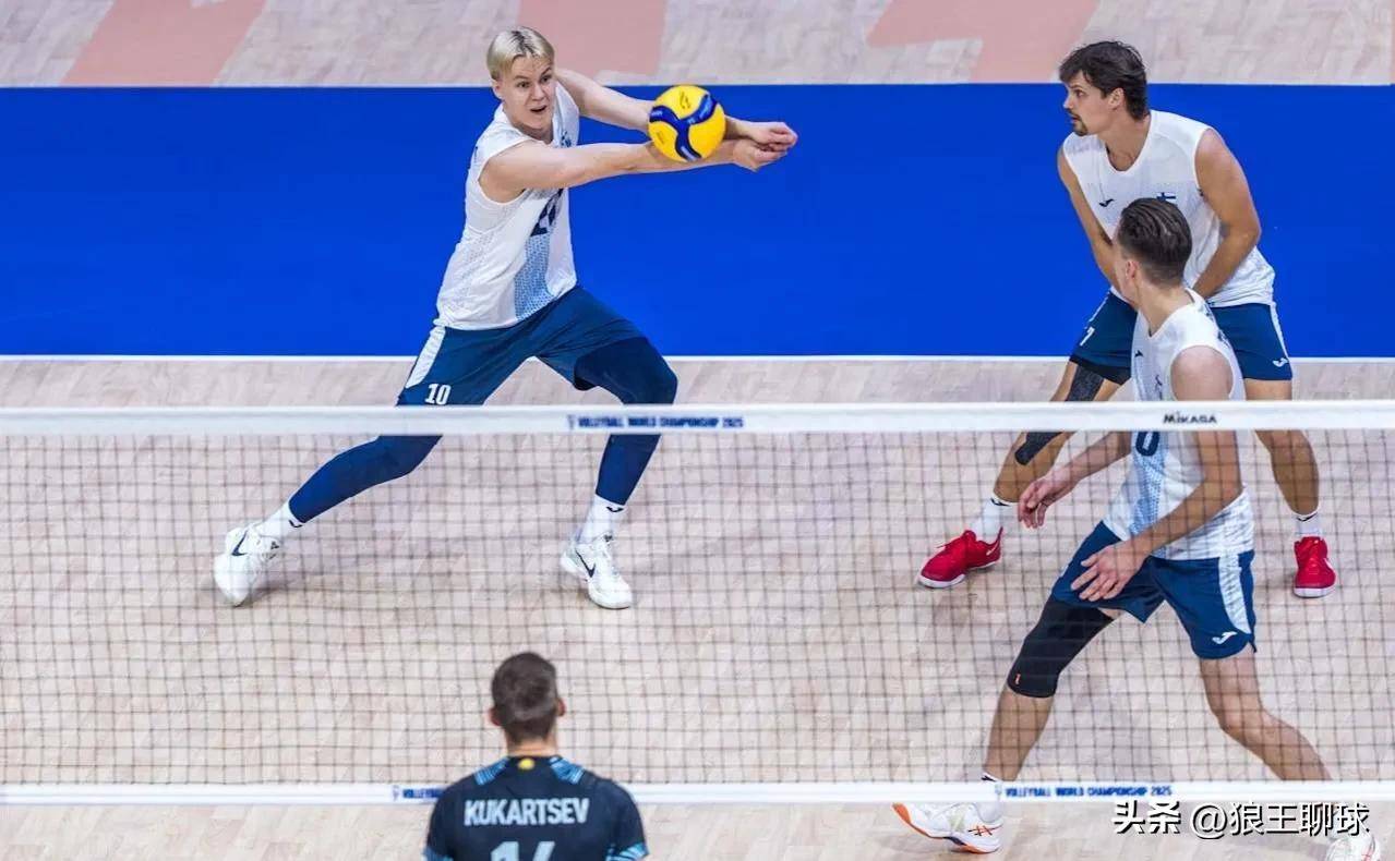 芬兰队备战期间训练中加强进攻组织的简单介绍