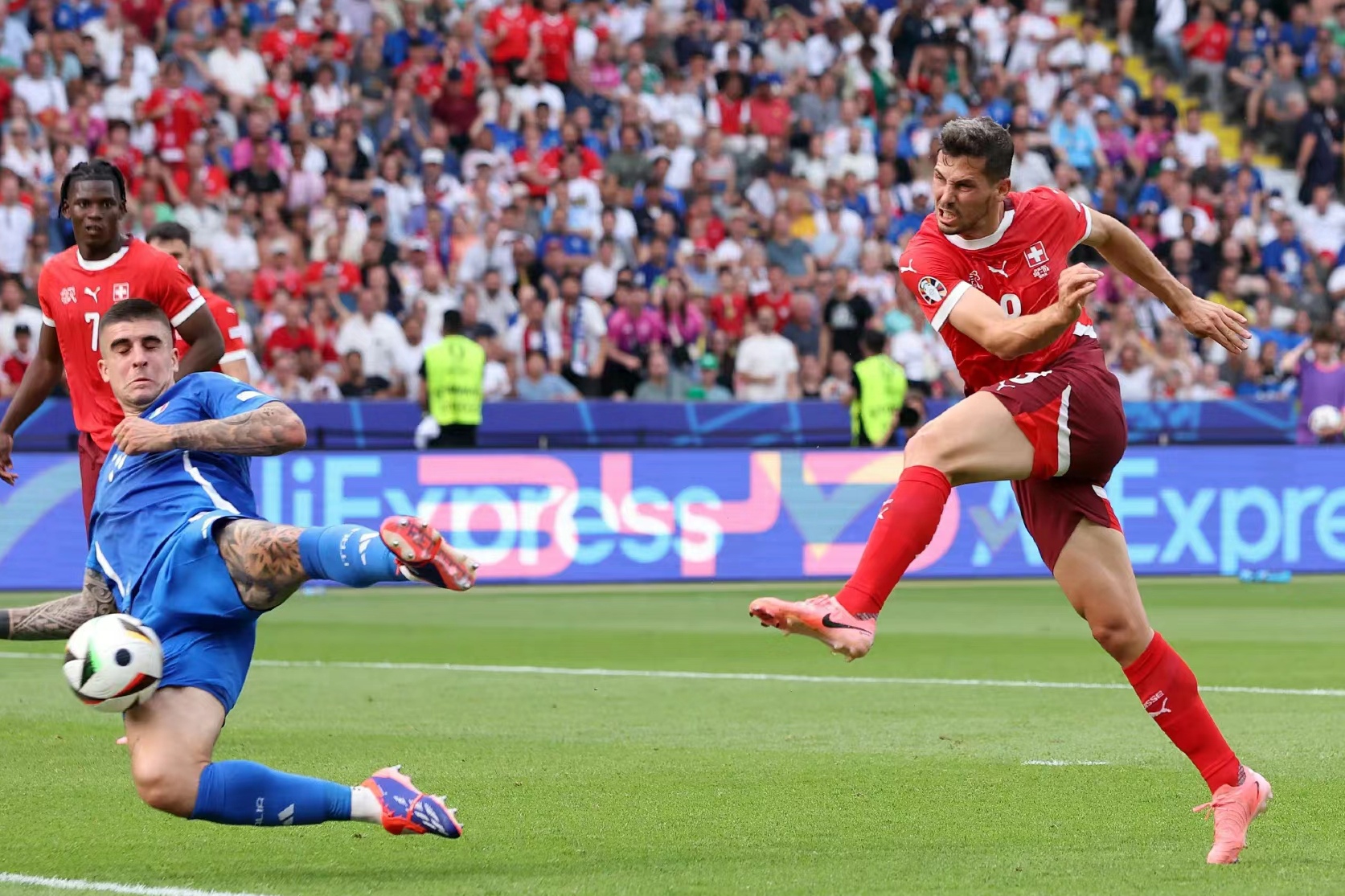 意大利战胜奥地利欧洲锦标赛四强 意大利战胜奥地利欧洲锦标赛四强