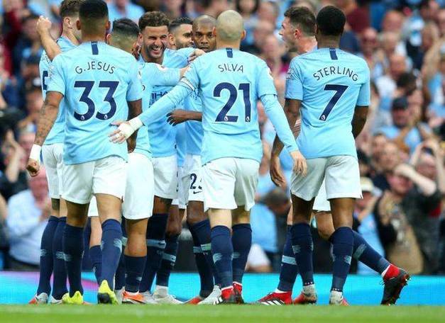 包含斯托克城主场大胜水晶宫，士气高涨的词条