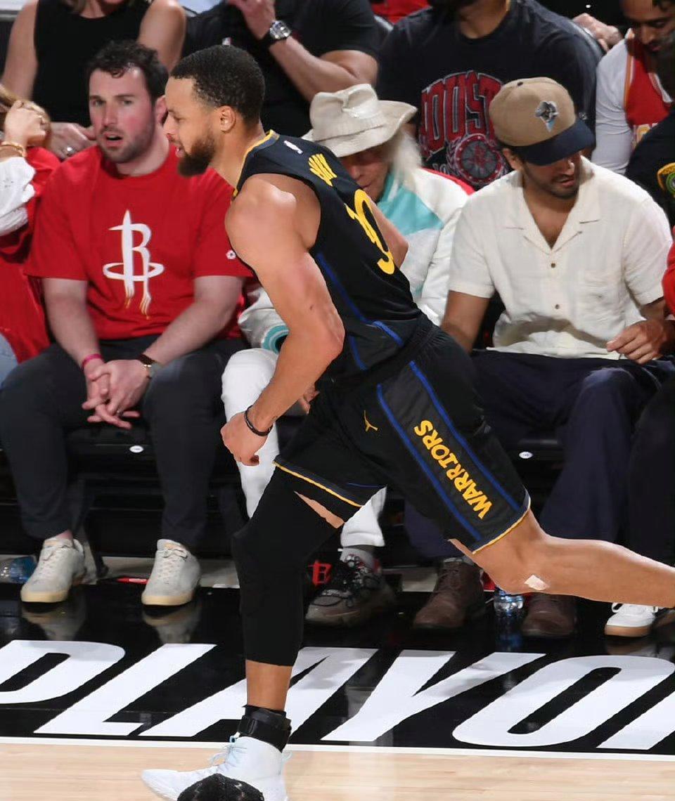 公牛横扫火箭，库里点燃赛场