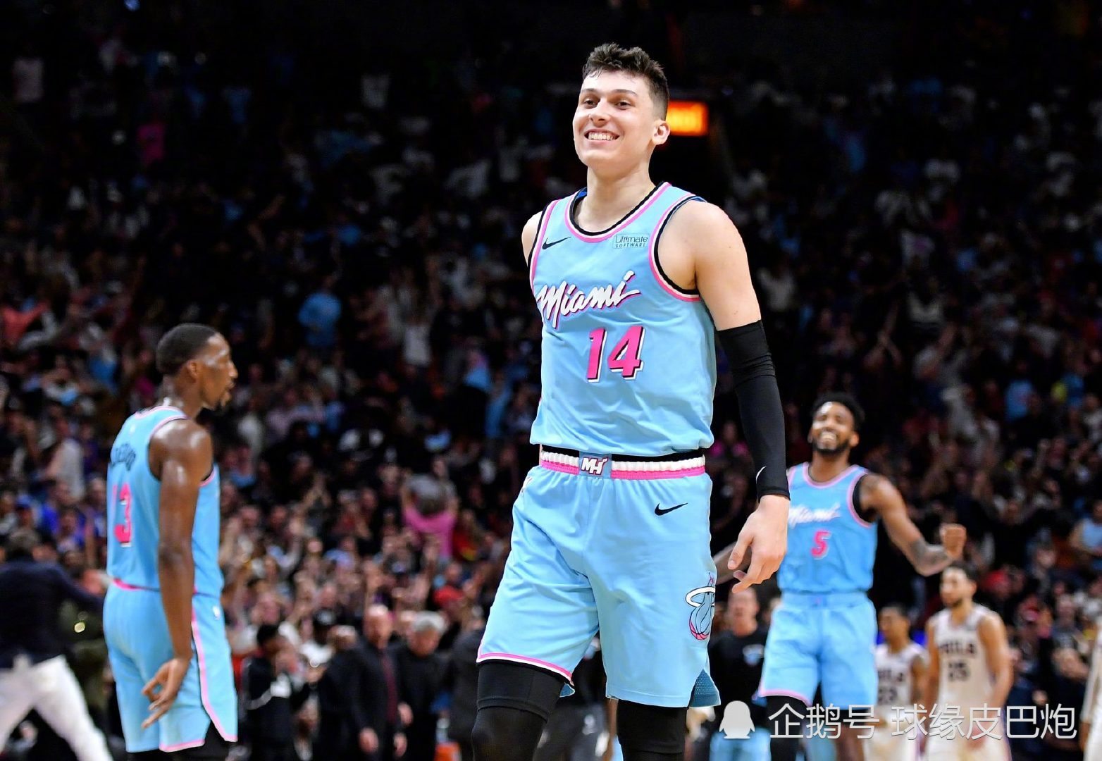 包含热火强势勇士B队，威斯布鲁克完成帽子戏法的词条