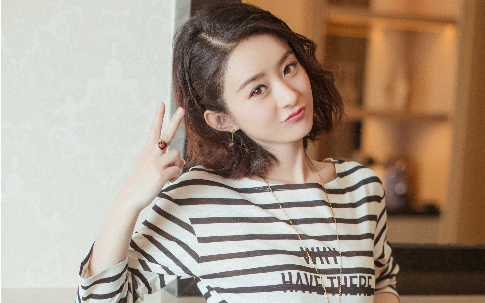 德甲争冠战焦点战,骑士碾压快船,体育世界的平行交响