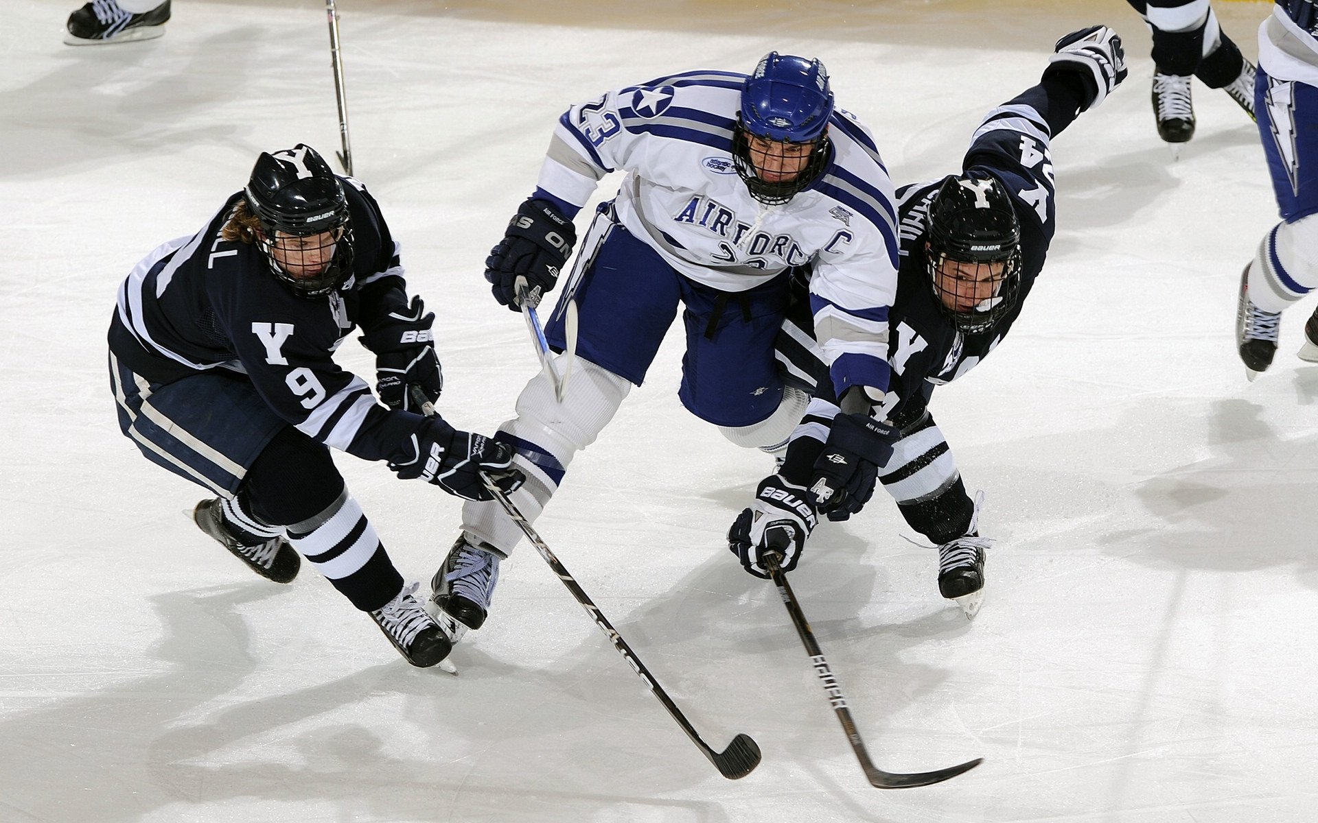 伦纳德终场绝杀封神，公牛压哨逆转掀翻广东王朝