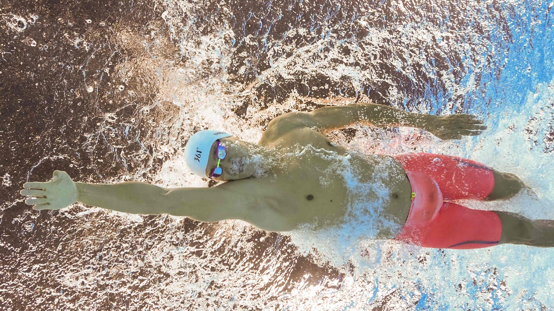 罗德里一锤定音！玻利维亚绝杀厄瓜多尔，高原主场再现魔鬼威力